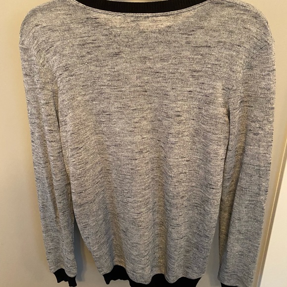 Wilfred sweater. Excellent condition. Size XXS. Loose fit. - Picture 2 of 2